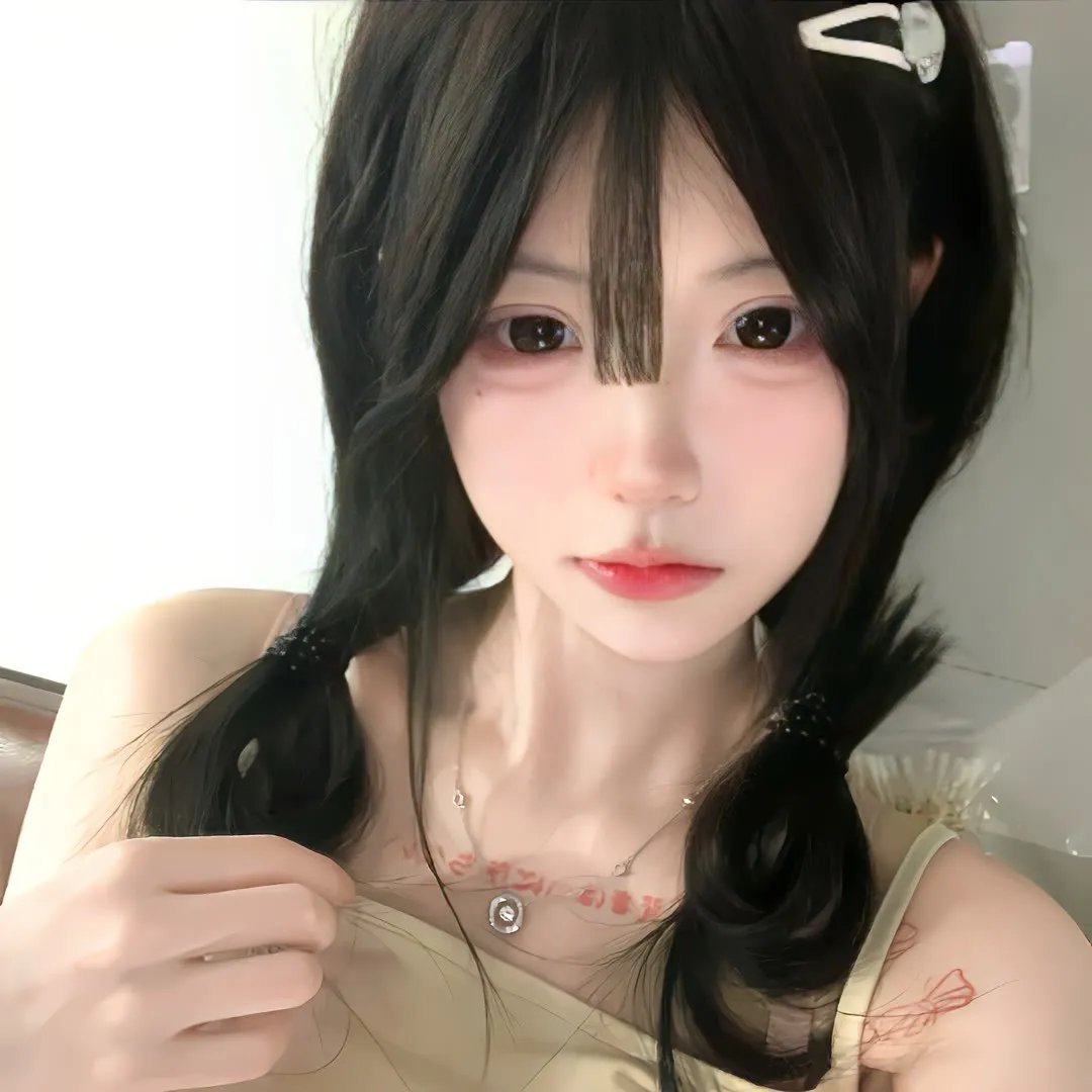 裙子里的戏剧